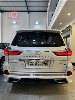 Lexus LX